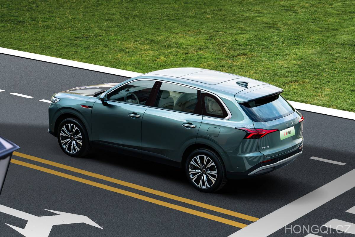 2327km on a Single Tank & Charge! HONGQI HS6 PHEV Sets Guinness World Record for Ultra-Long Range